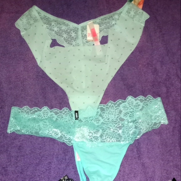 Size large no show panties - Picture 1 of 2